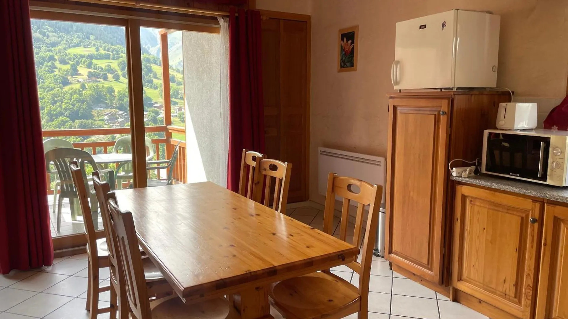 Appartement Confortable 85M² Pour 6 Pers. Avec Terrasse, A 300M Des Pistes A St Martin De Belleville - Fr-1-452-382 Saint-Martin-de-Belleville
